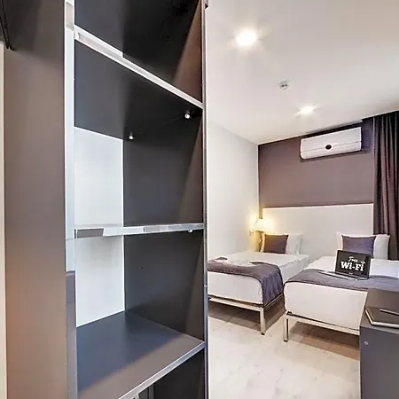Lime Garden 3*