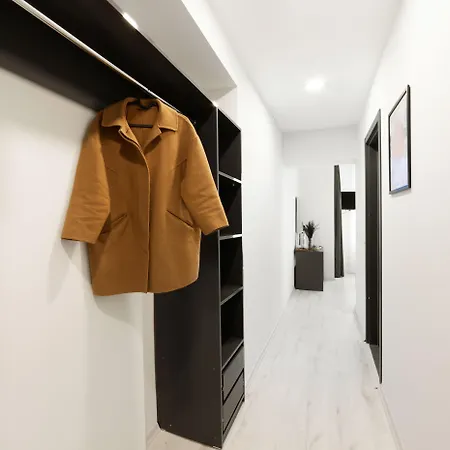 Alojamento de Acomodação e Pequeno-almoço Lime Garden 3*